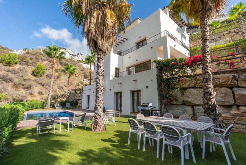 R4387447-Villa-For-Sale-Benahavis-Detached-4-Beds-407-Built