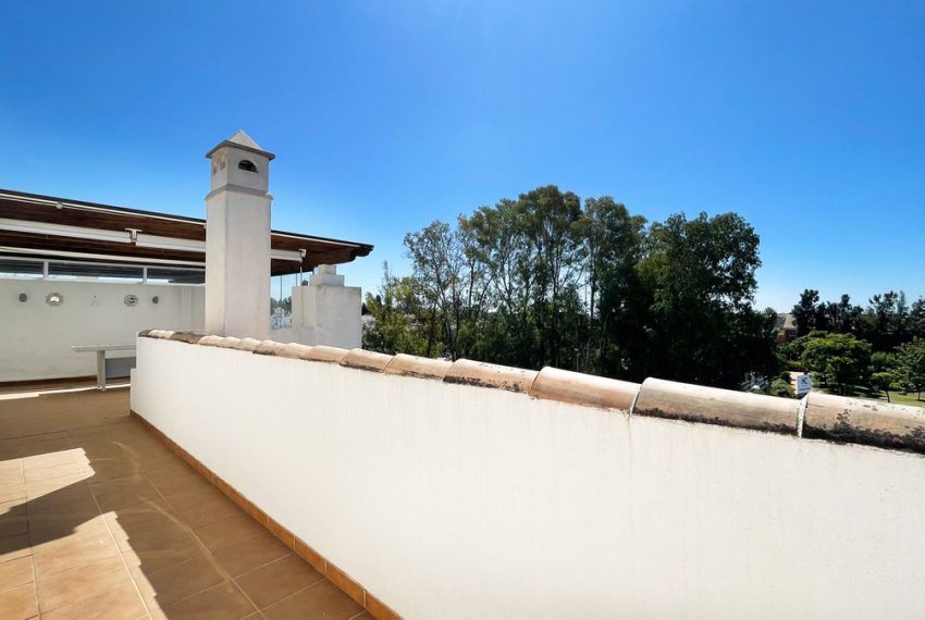 R4410466-Apartment-For-Sale-Nueva-Andalucia-Penthouse-Duplex-4-Beds-124-Built-10