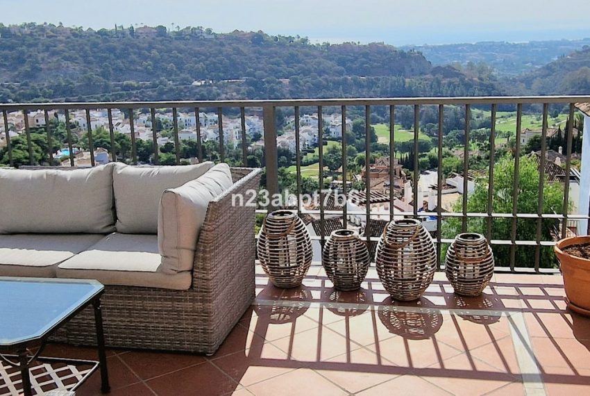 R4440847-Apartment-For-Sale-Los-Arqueros-Middle-Floor-3-Beds-122-Built