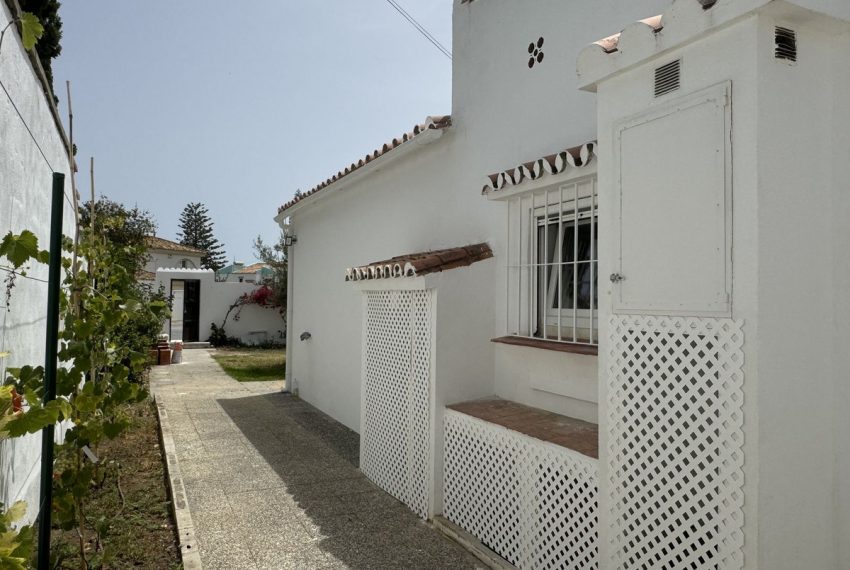 R4457377-Villa-For-Sale-Estepona-Detached-3-Beds-170-Built-19