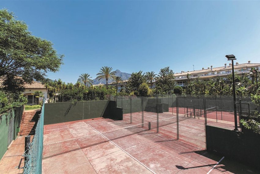 R4599880-Apartment-For-Sale-Nueva-Andalucia-Middle-Floor-3-Beds-117-Built-15