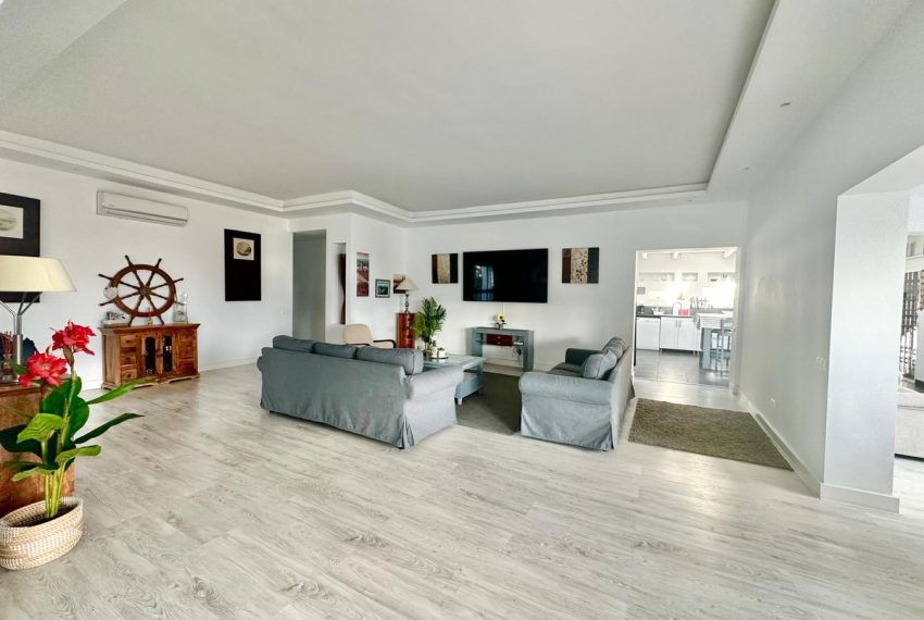 R4641931-Villa-For-Sale-La-Cala-de-Mijas-Detached-4-Beds-328-Built-15