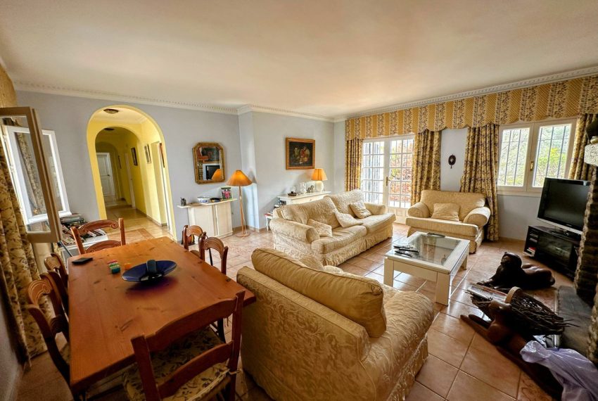 R4676116-Villa-For-Sale-Mijas-Golf-Detached-4-Beds-324-Built-9