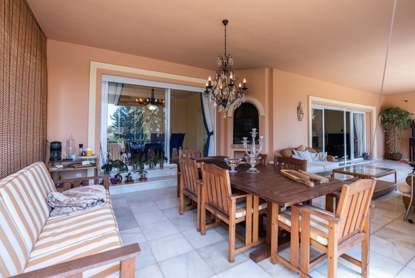 R4677538-Villa-For-Sale-Elviria-Detached-4-Beds-630-Built-5