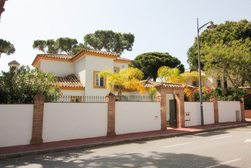 R4718953-Villa-For-Sale-Calahonda-Detached-3-Beds-227-Built