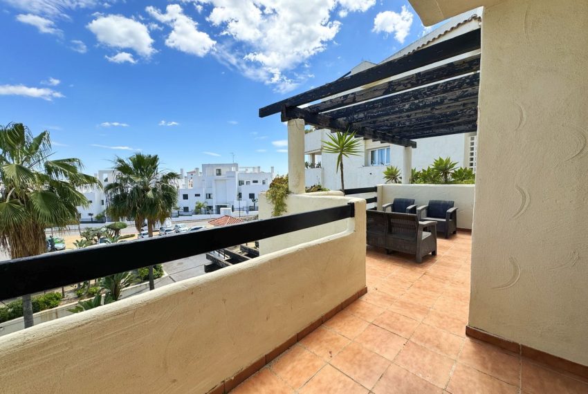 R4719472-Apartment-For-Sale-El-Paraiso-Penthouse-2-Beds-114-Built