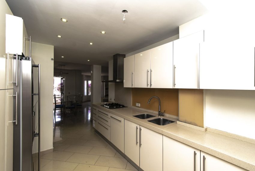 R4732495-Apartment-For-Sale-Nueva-Andalucia-Ground-Floor-3-Beds-127-Built-10