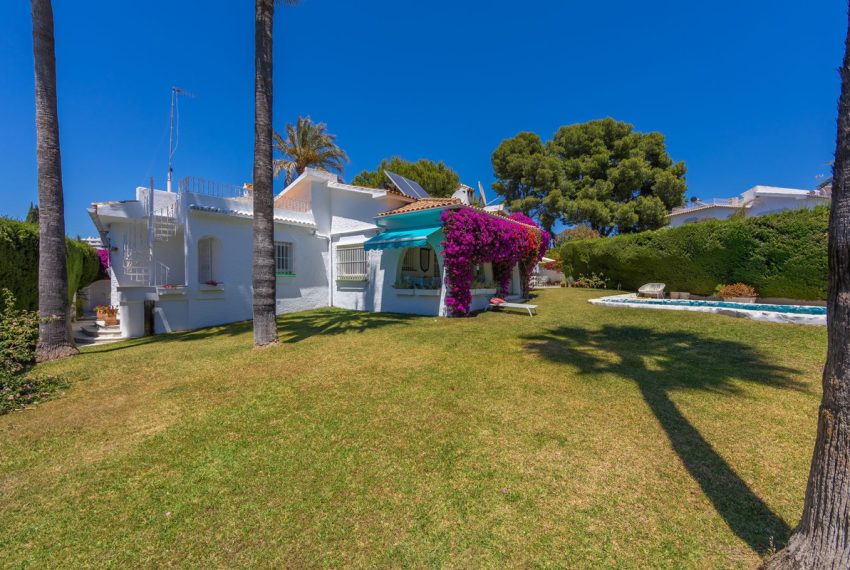 R4732972-Villa-For-Sale-Guadalmina-Alta-Detached-5-Beds-252-Built-14