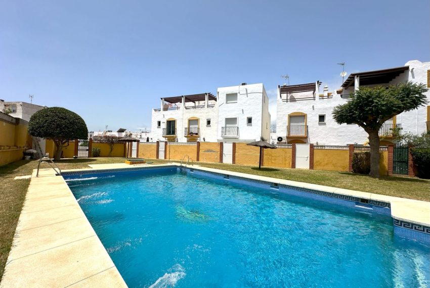 R4743598-Townhouse-For-Sale-San-Pedro-de-Alcantara-Semi-Detached-3-Beds-227-Built-1