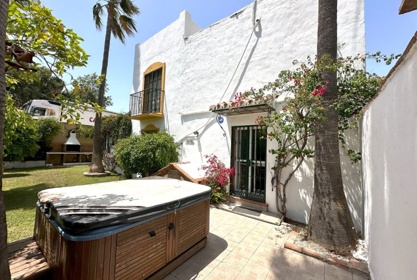 R4743598-Townhouse-For-Sale-San-Pedro-de-Alcantara-Semi-Detached-3-Beds-227-Built-5