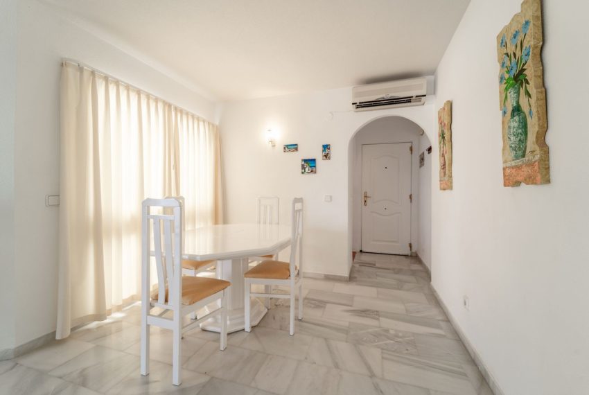 R4744903-Apartment-For-Sale-Calahonda-Penthouse-2-Beds-74-Built-3