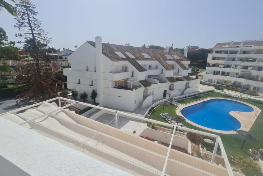 R4763839-Apartment-For-Sale-Nueva-Andalucia-Middle-Floor-2-Beds-159-Built