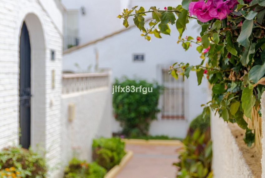 R4770784-Villa-For-Sale-Estepona-Detached-5-Beds-220-Built-18