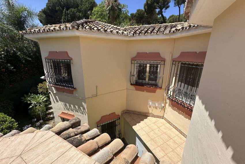 R4775542-Villa-For-Sale-Nueva-Andalucia-Detached-5-Beds-441-Built-19