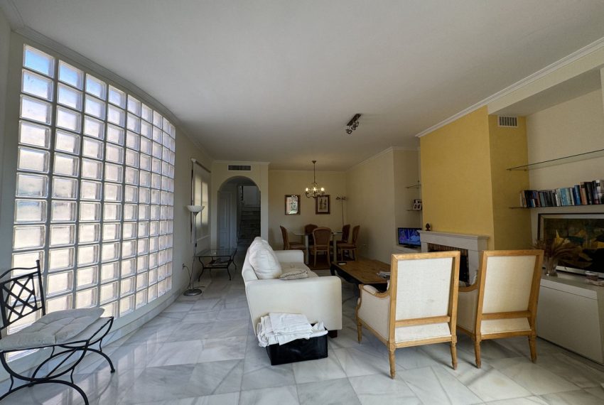 R4777381-Apartment-For-Sale-Hacienda-del-Sol-Penthouse-3-Beds-184-Built-10