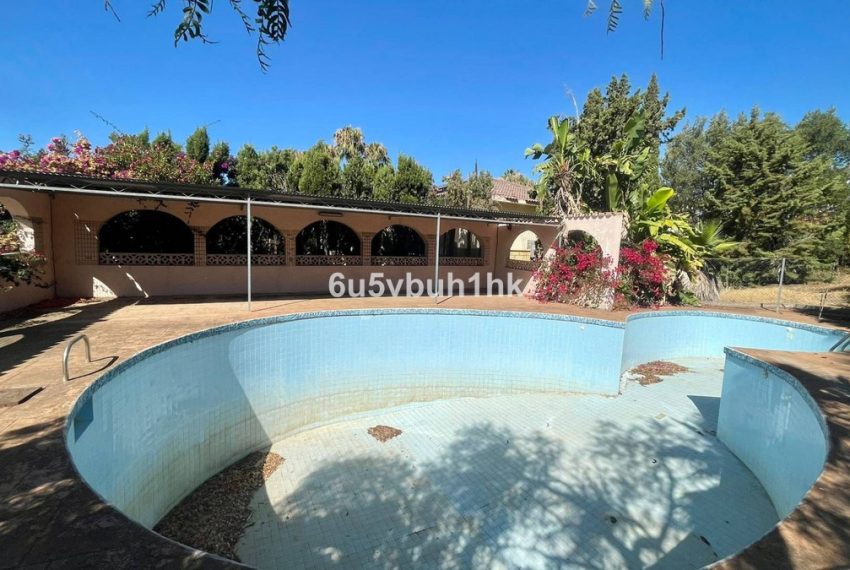 R4787692-Villa-For-Sale-Marbella-Detached-4-Beds-600-Built-10