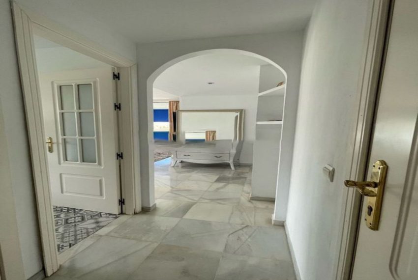 R4797640-Apartment-For-Sale-Nueva-Andalucia-Middle-Floor-2-Beds-138-Built-3