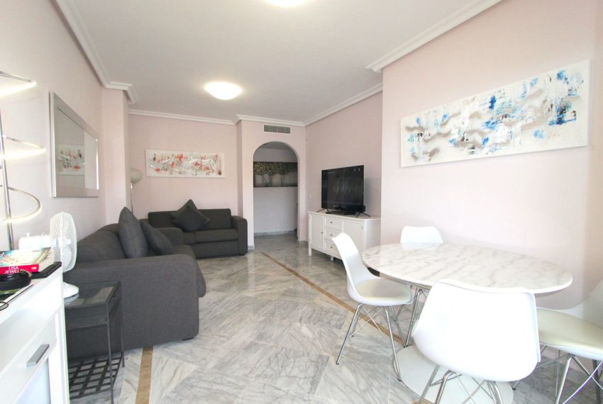 R4797883-Apartment-For-Sale-Nueva-Andalucia-Middle-Floor-2-Beds-87-Built-2