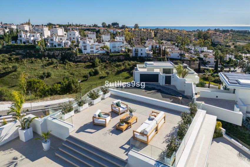 R4814161-Villa-For-Sale-Estepona-Detached-5-Beds-496-Built-1