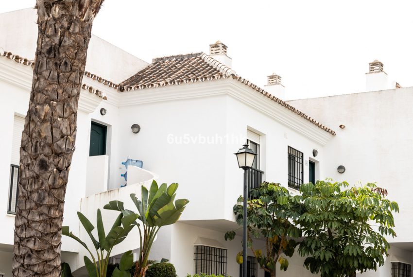 R4846006-Apartment-For-Sale-Nueva-Andalucia-Ground-Floor-2-Beds-95-Built-14