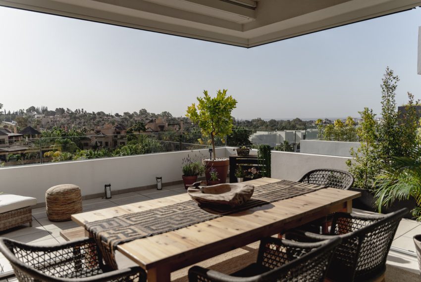 R4848733-Apartment-For-Sale-Estepona-Penthouse-2-Beds-266-Built-1