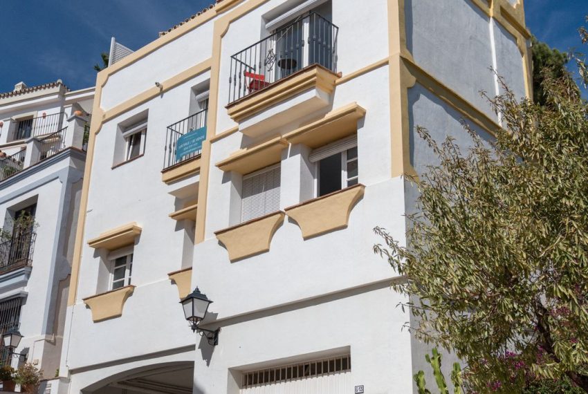 R4850074-Townhouse-For-Sale-La-Heredia-Terraced-3-Beds-167-Built