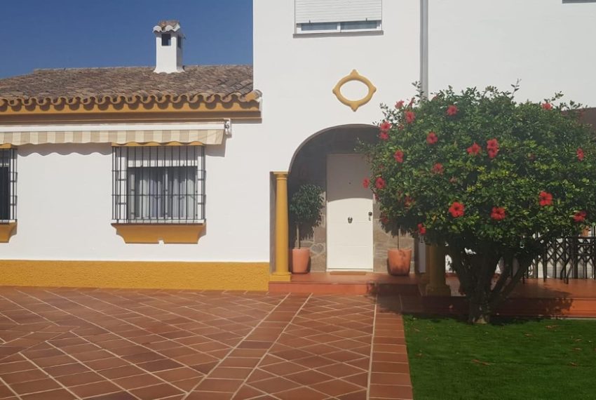 R4851274-Villa-For-Sale-San-Pedro-de-Alcantara-Detached-6-Beds-200-Built-3