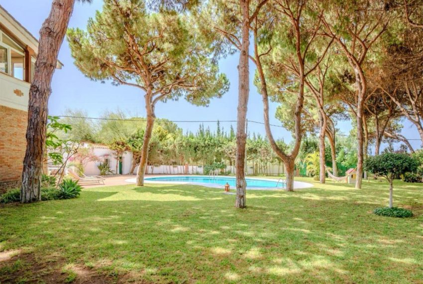 R4851514-Villa-For-Sale-Cabopino-Detached-8-Beds-800-Built-14