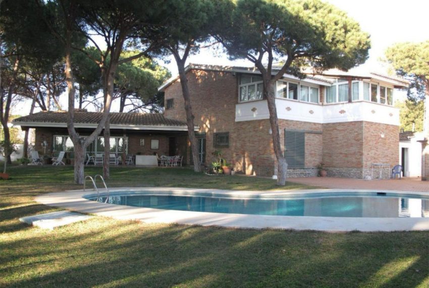 R4851514-Villa-For-Sale-Cabopino-Detached-8-Beds-800-Built-2