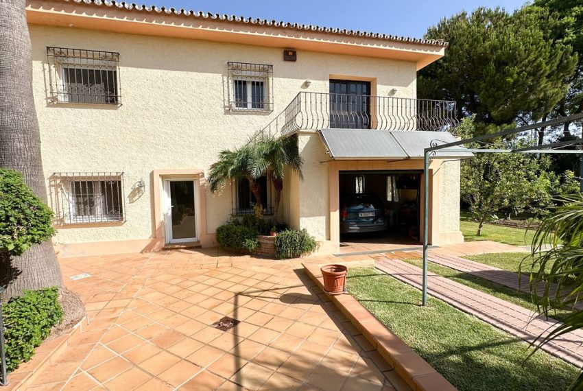 R4853791-Villa-For-Sale-Estepona-Detached-4-Beds-528-Built-13