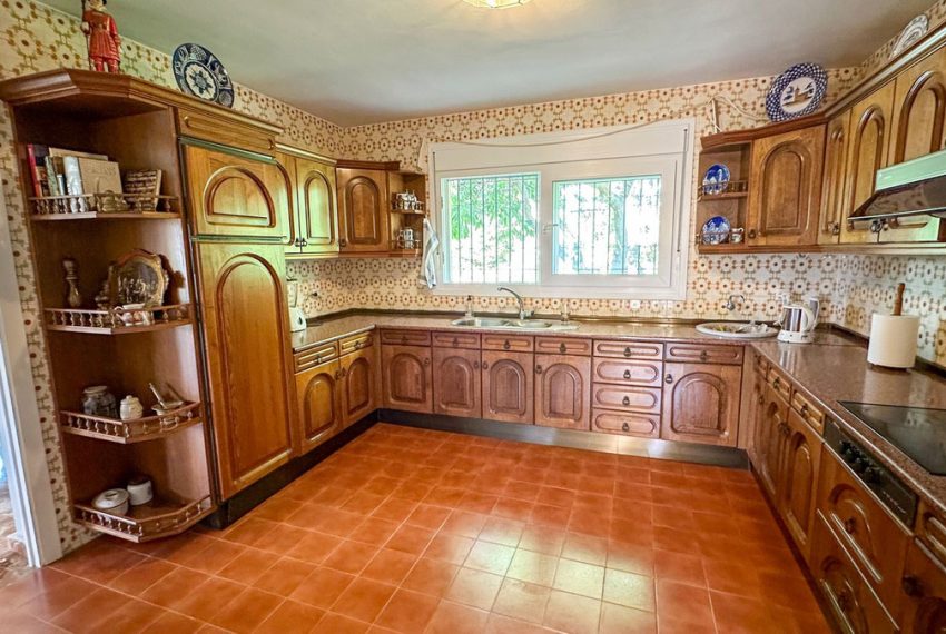 R4853791-Villa-For-Sale-Estepona-Detached-4-Beds-528-Built-5