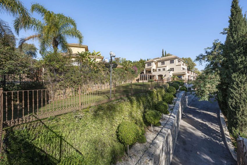 R4854019-Villa-For-Sale-Benahavis-Detached-7-Beds-660-Built-13