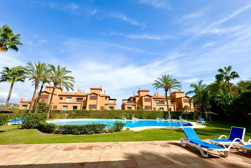 R4858363-Apartment-For-Sale-Estepona-Middle-Floor-2-Beds-100-Built