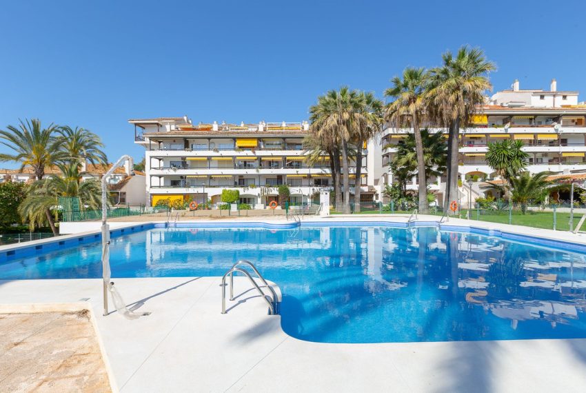 R4858600-Studio-For-Sale-Marbella-Middle-Floor-0-Beds-44-Built