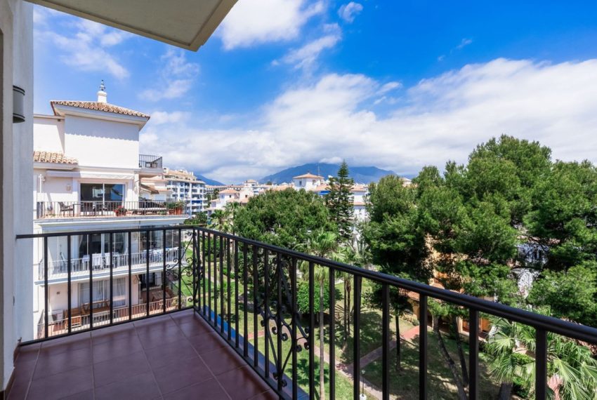 R4858894-Apartment-For-Sale-Puerto-Banus-Penthouse-Duplex-3-Beds-145-Built-11