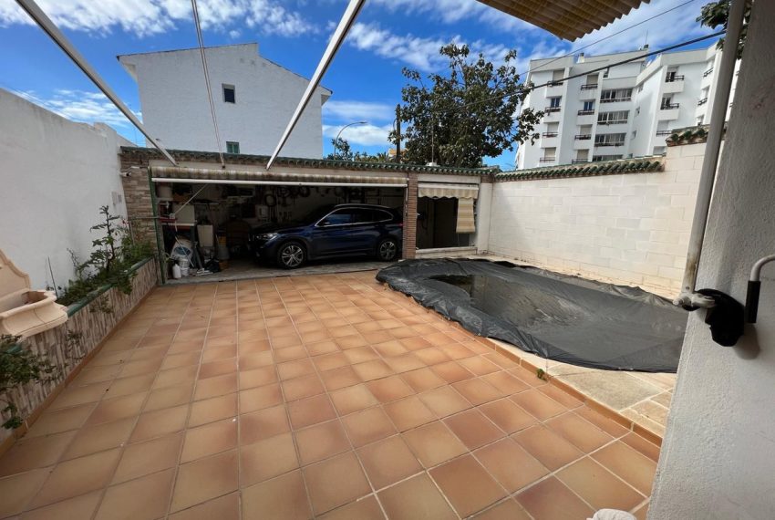 R4861207-Villa-For-Sale-Nueva-Andalucia-Semi-Detached-4-Beds-190-Built-5