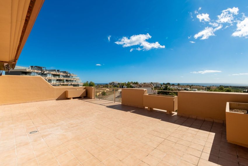 R4861270-Apartment-For-Sale-New-Golden-Mile-Penthouse-2-Beds-90-Built-13