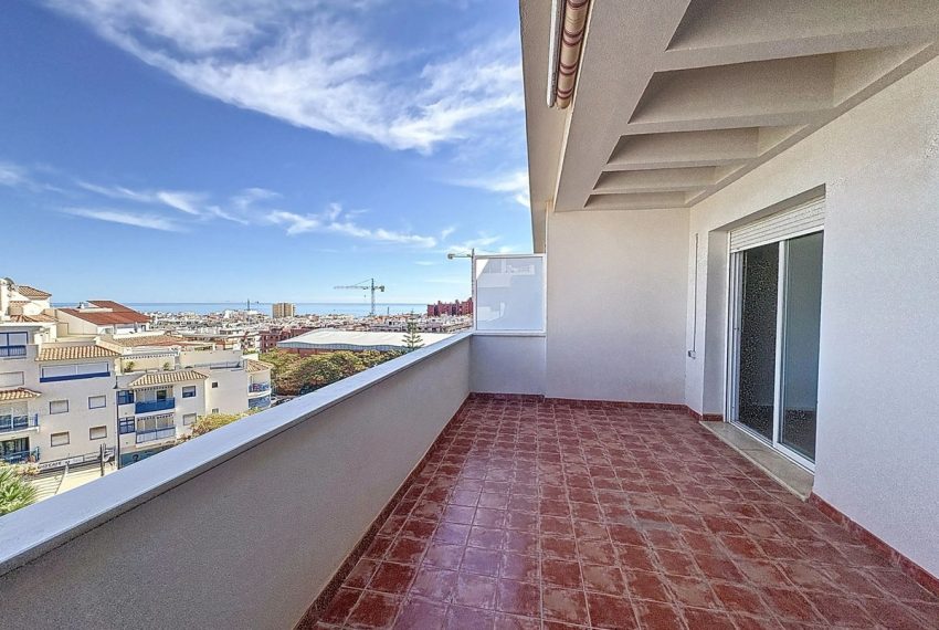 R4862800-Apartment-For-Sale-Estepona-Penthouse-3-Beds-114-Built-1