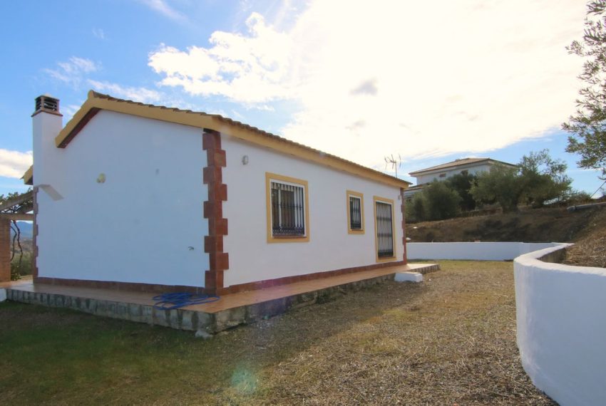 R4869802-Villa-For-Sale-Coin-Detached-2-Beds-71-Built-8