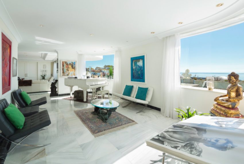 R3182194-Apartment-For-Sale-Puerto-Banus-Penthouse-8-Beds-986-Built-2