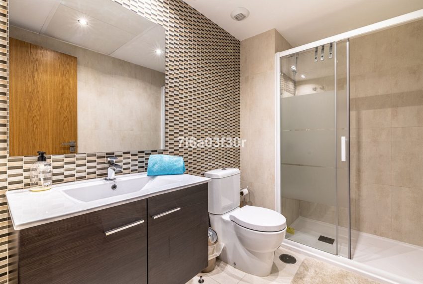 R3892858-Apartment-For-Sale-San-Pedro-de-Alcantara-Penthouse-3-Beds-112-Built-11