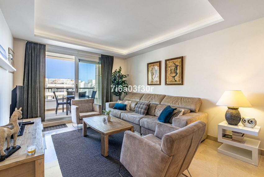 R3892858-Apartment-For-Sale-San-Pedro-de-Alcantara-Penthouse-3-Beds-112-Built-3