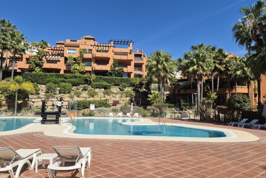 R4011205-Apartment-For-Sale-Nueva-Andalucia-Middle-Floor-3-Beds-233-Built-3