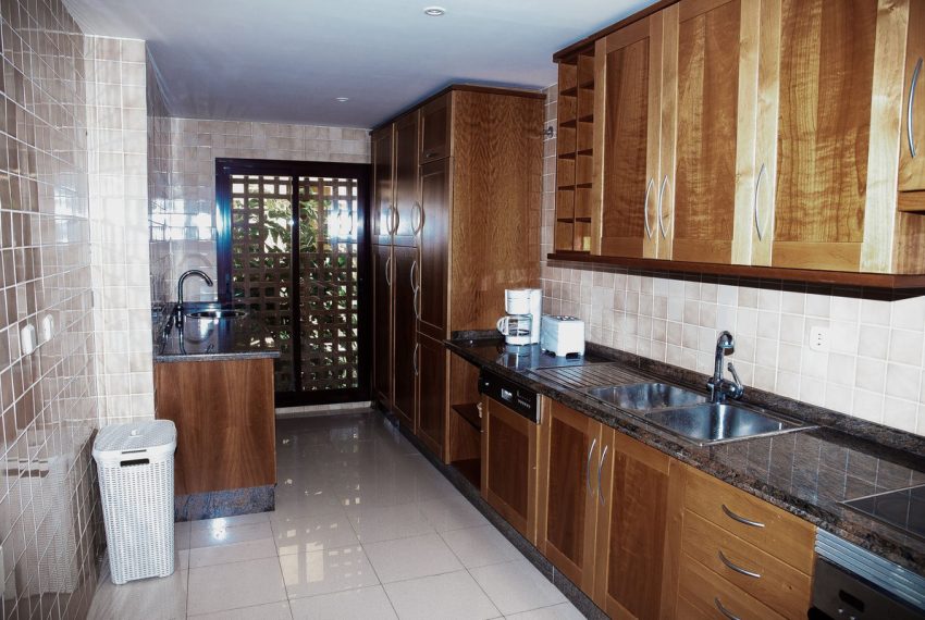 R4074430-Apartment-For-Sale-San-Pedro-de-Alcantara-Ground-Floor-2-Beds-120-Built-9