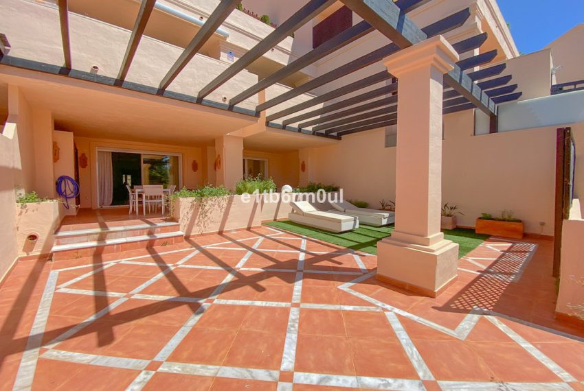 R4145374-Apartment-For-Sale-Nueva-Andalucia-Ground-Floor-2-Beds-256-Built