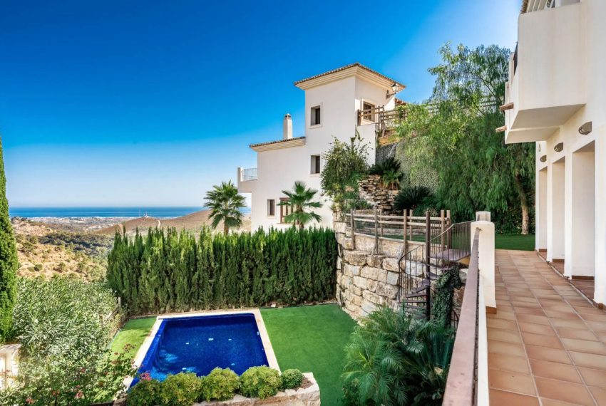 R4152868-Villa-For-Sale-Benahavis-Detached-5-Beds-362-Built-2