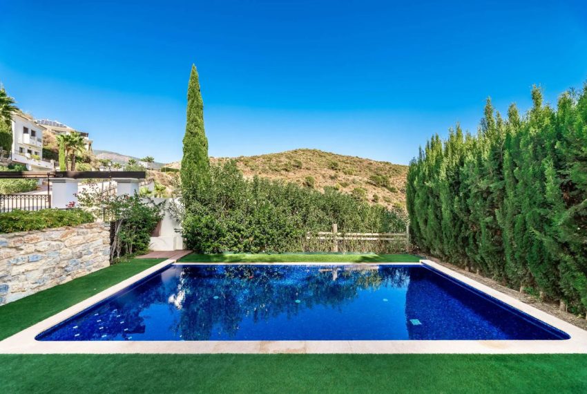 R4152868-Villa-For-Sale-Benahavis-Detached-5-Beds-362-Built-3