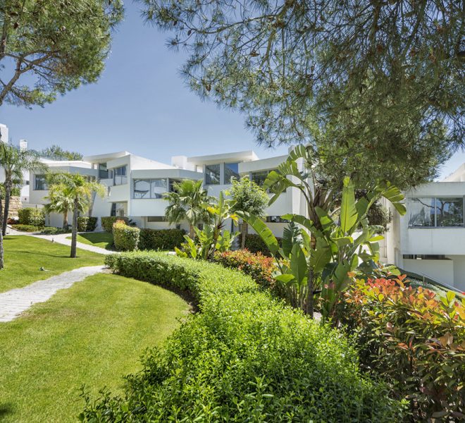 R4160734-Image 1-Terraced - 3 Beds - 230 Built