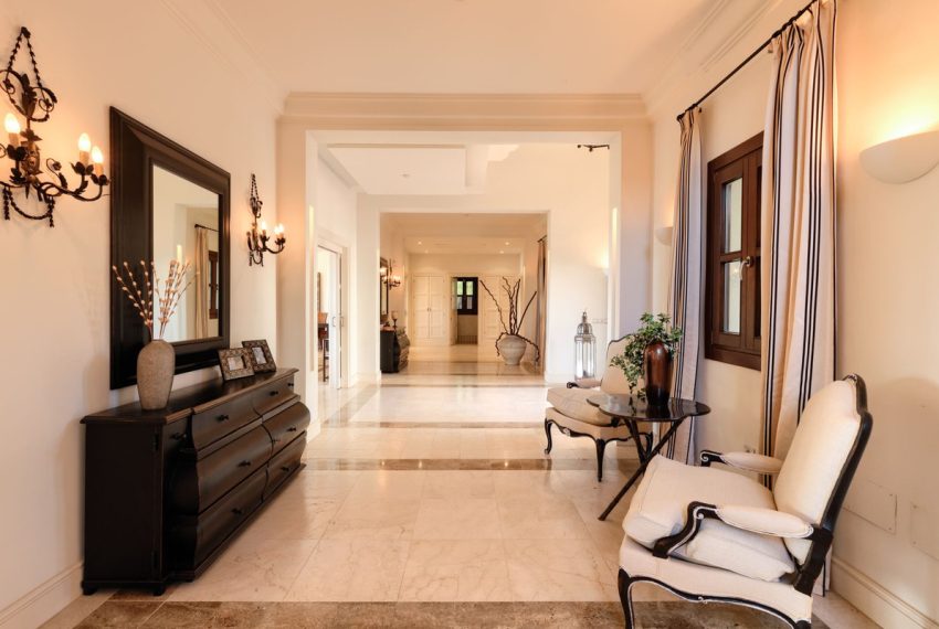 R4188226-Villa-For-Sale-Marbella-Detached-5-Beds-1022-Built-16