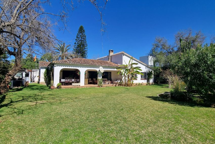 R4273192-Villa-For-Sale-Puerto-Banus-Detached-4-Beds-301-Built-19